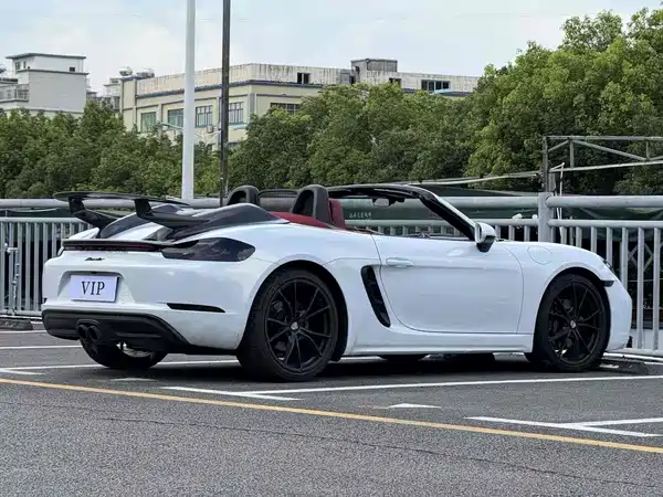 Porsche 718 2020