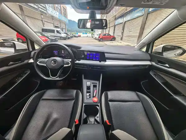 Volkswagen Golf 2020