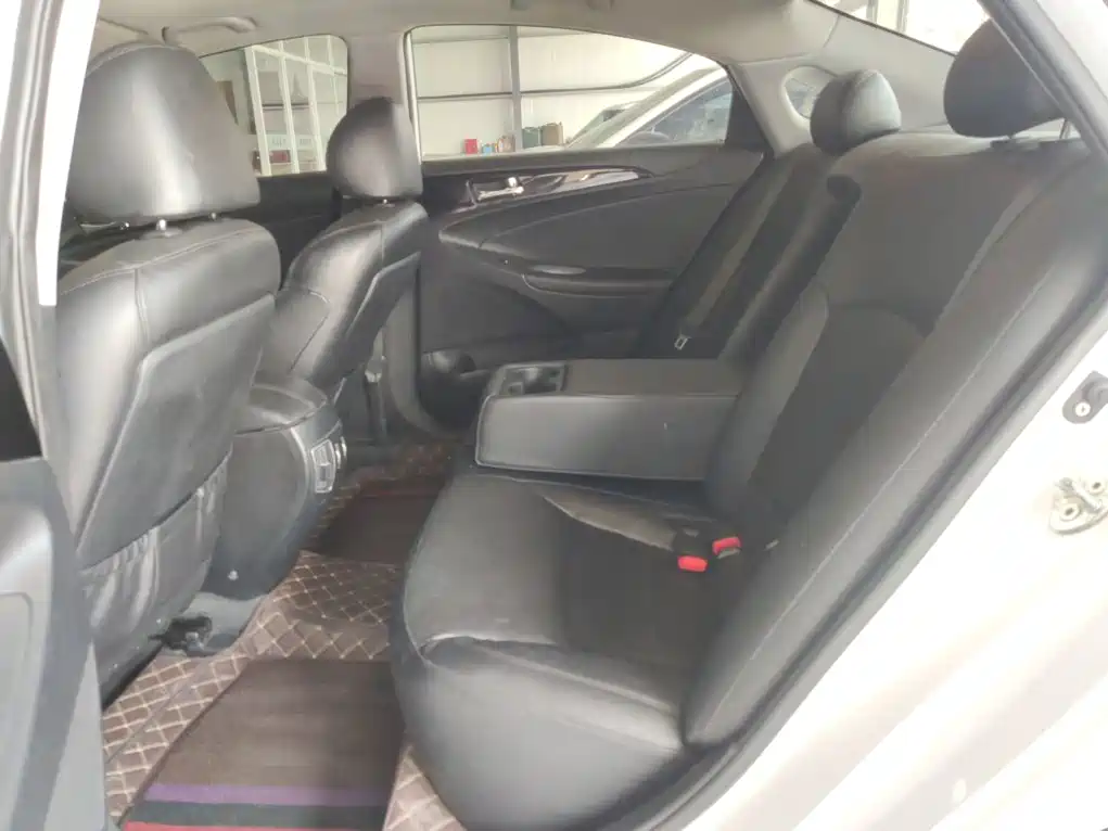 Hyundai Sonata 2015 — фото 13