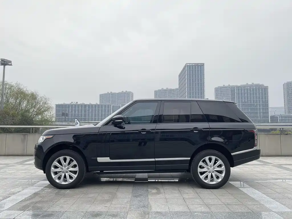 Land Rover Range Rover 2018 — фото 4