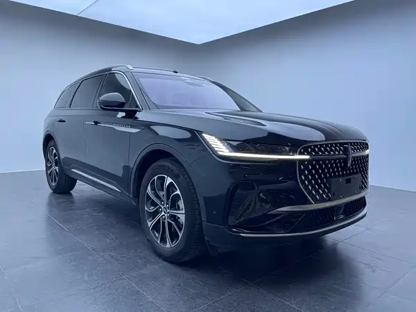 Lincoln Nautilus 2023