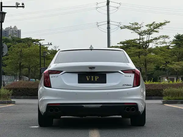 Cadillac CT6 2022