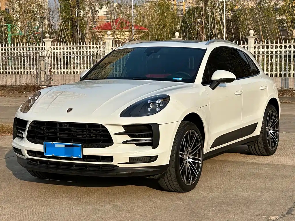 Porsche Macan 2021 — фото 1