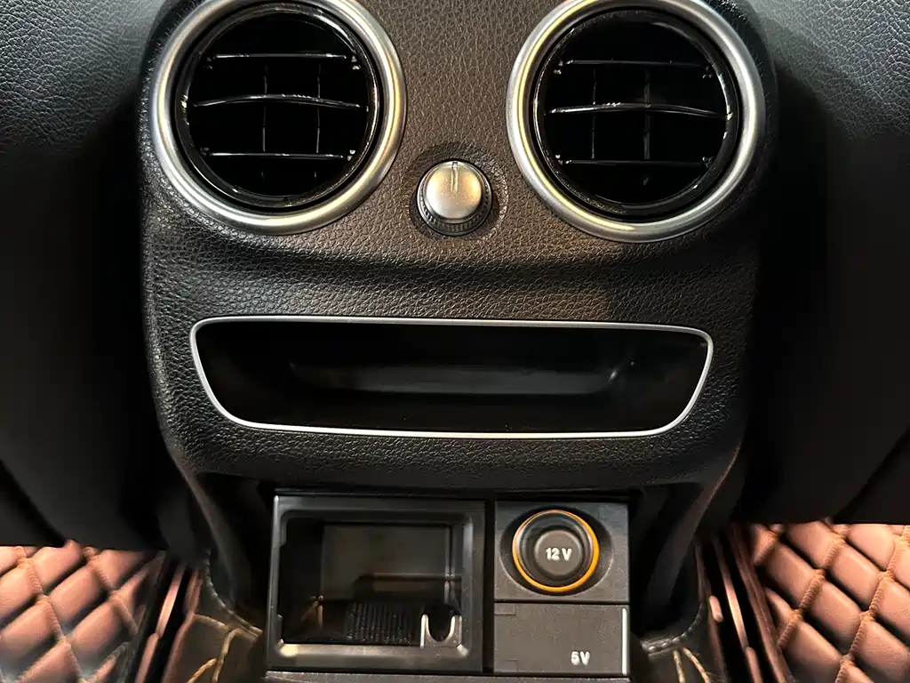 Mercedes-Benz C-Class 2020 — фото 21
