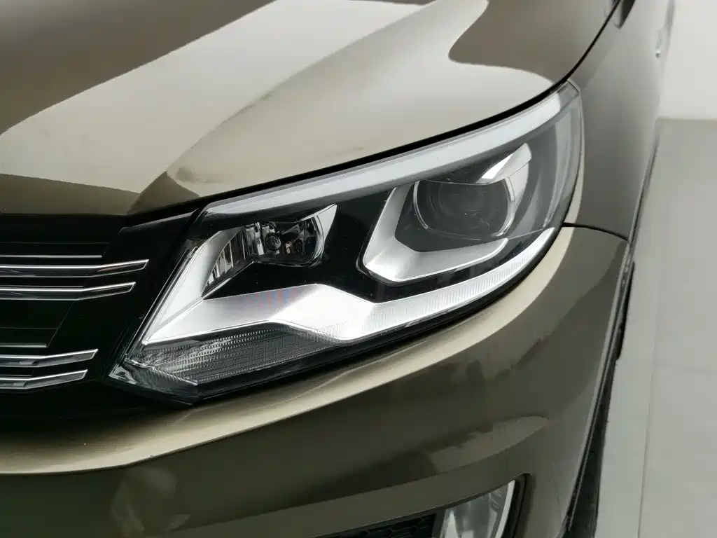 Volkswagen Tiguan 2016 — фото 7