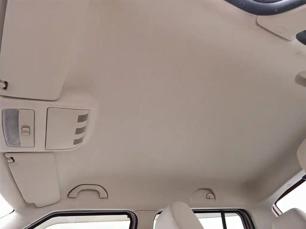 Skoda Fabia 2014 — фото 14