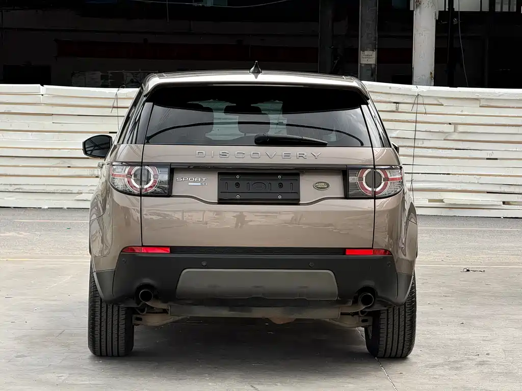 Land Rover Discovery Sport 2017 — фото 5