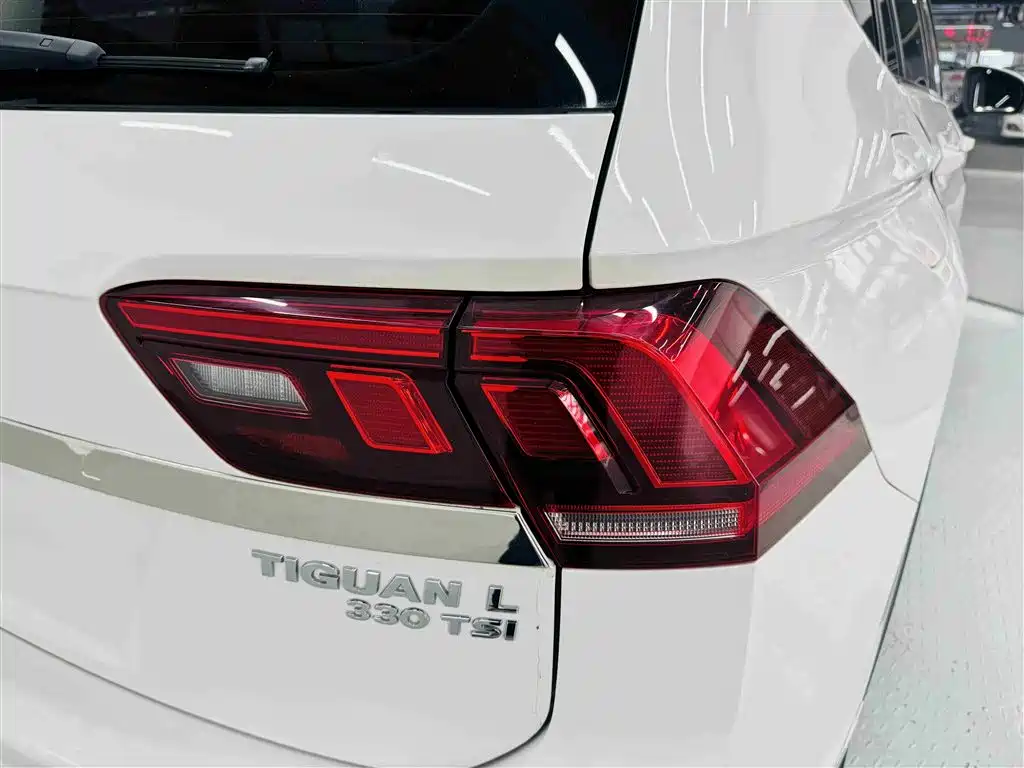 Volkswagen Tiguan L 2019 — фото 23