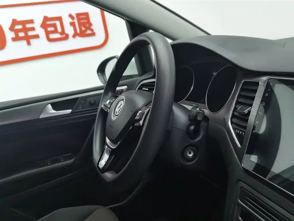 Volkswagen Golf Sportsvan 2018 — фото 22