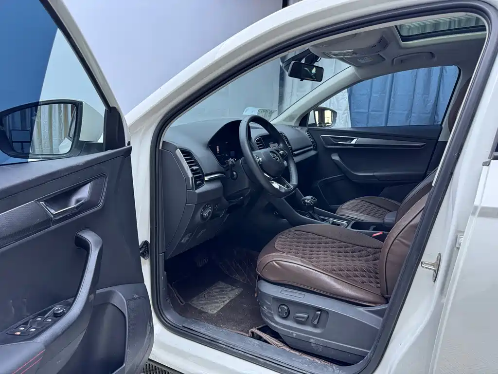Skoda Karoq 2022 — фото 9