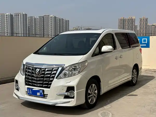Toyota Alphard 2012