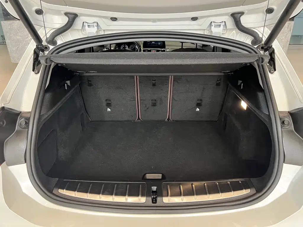 BMW X2 2022 — фото 13