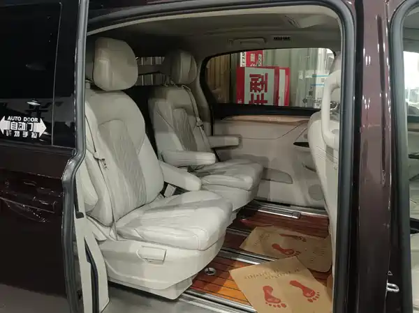 Buick GL8 2017