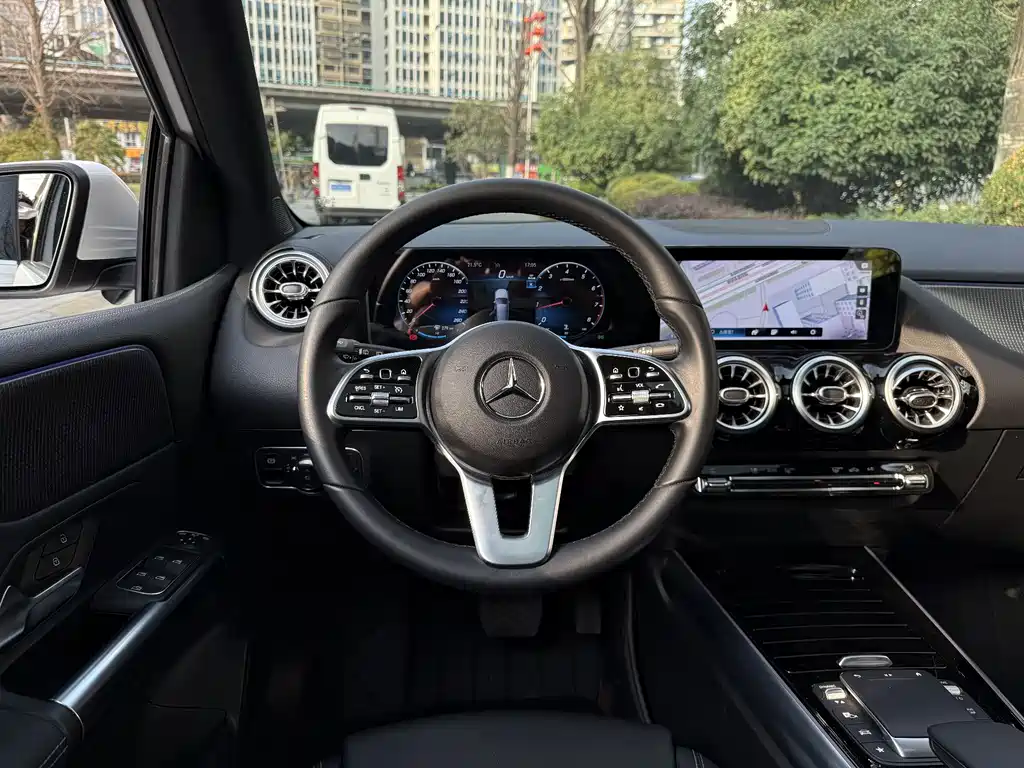 Mercedes-Benz B-Class 2023 — фото 8