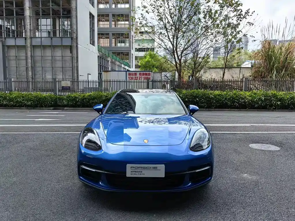 Porsche Panamera 2018 — фото 2