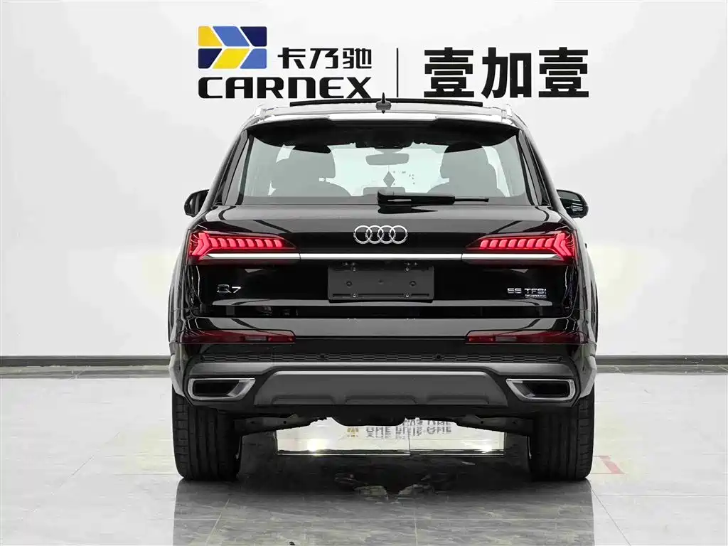 Audi Q7 2023 — фото 19
