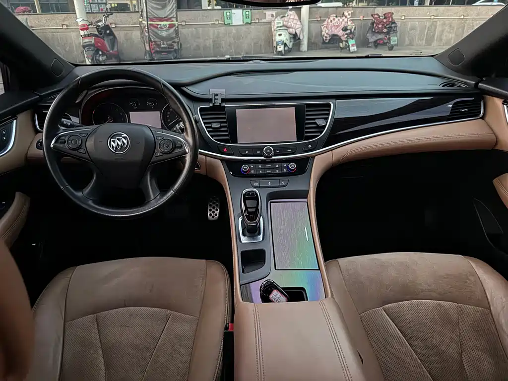 Buick LaCrosse 2016 — фото 10