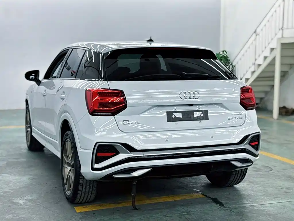 Audi Q2L 2024 — фото 14