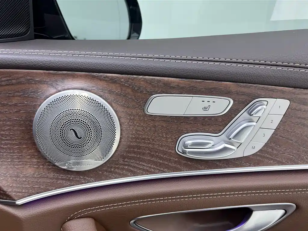 Mercedes-Benz E-Class 2023 — фото 21