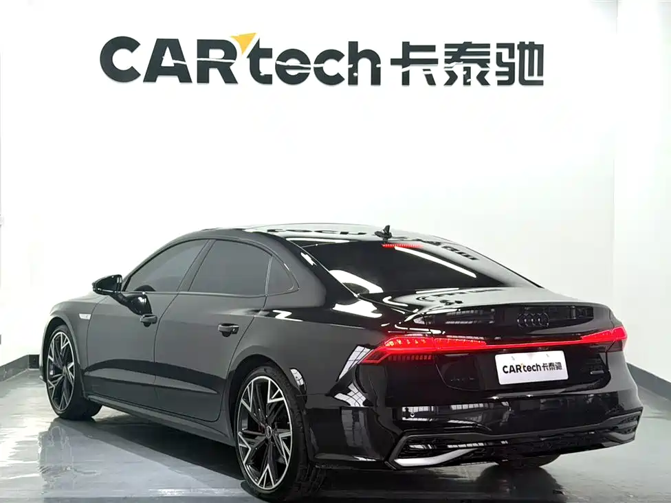 Audi A7L 2024