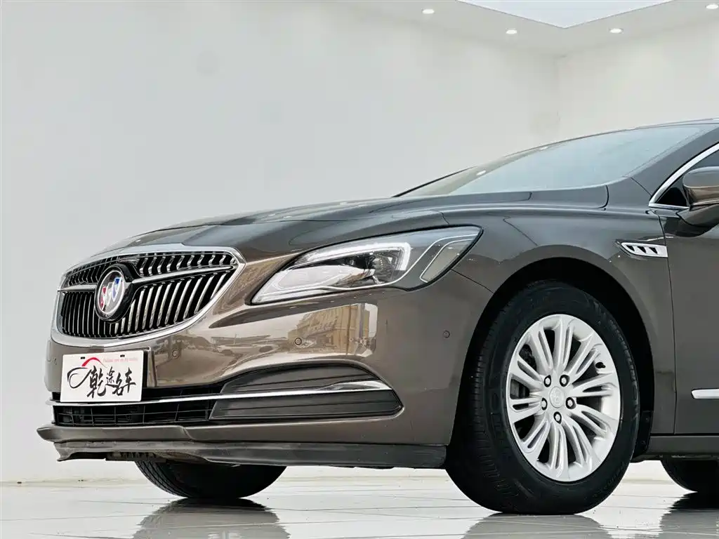 Buick LaCrosse 2019 — фото 7