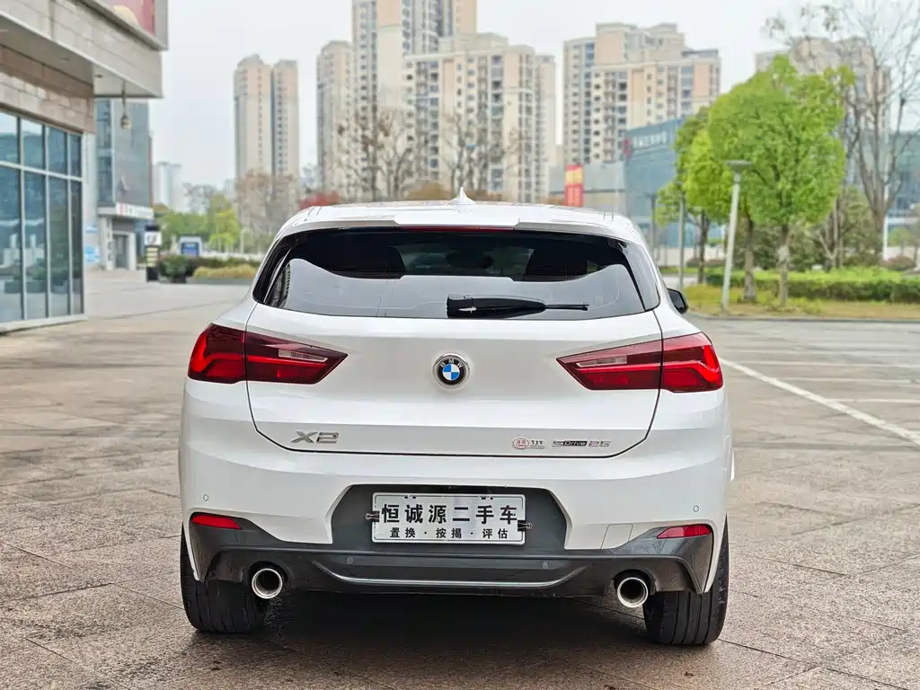 BMW X2 2021 — фото 9