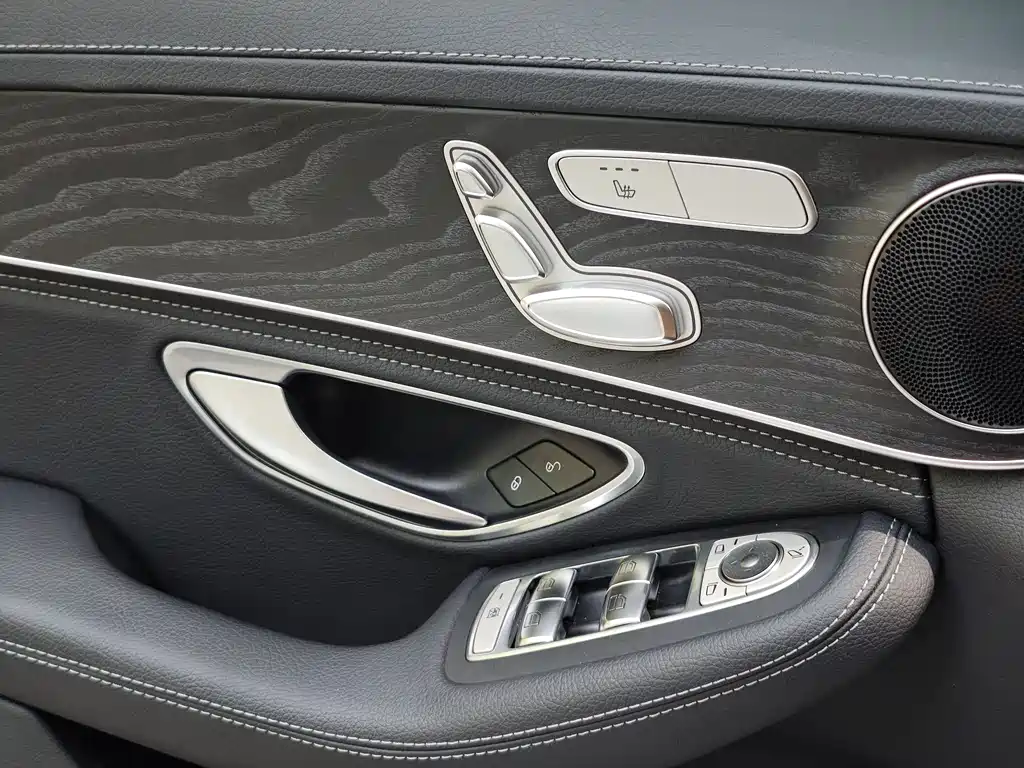 Mercedes-Benz C-Class 2018 — фото 7