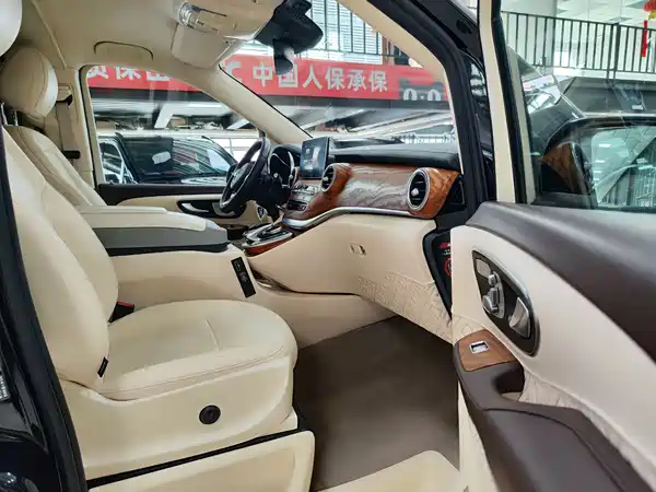 Mercedes-Benz V-Class 2018