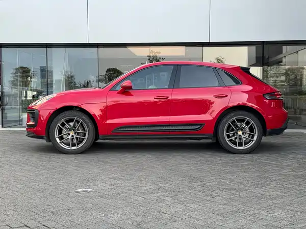 Porsche Macan 2022