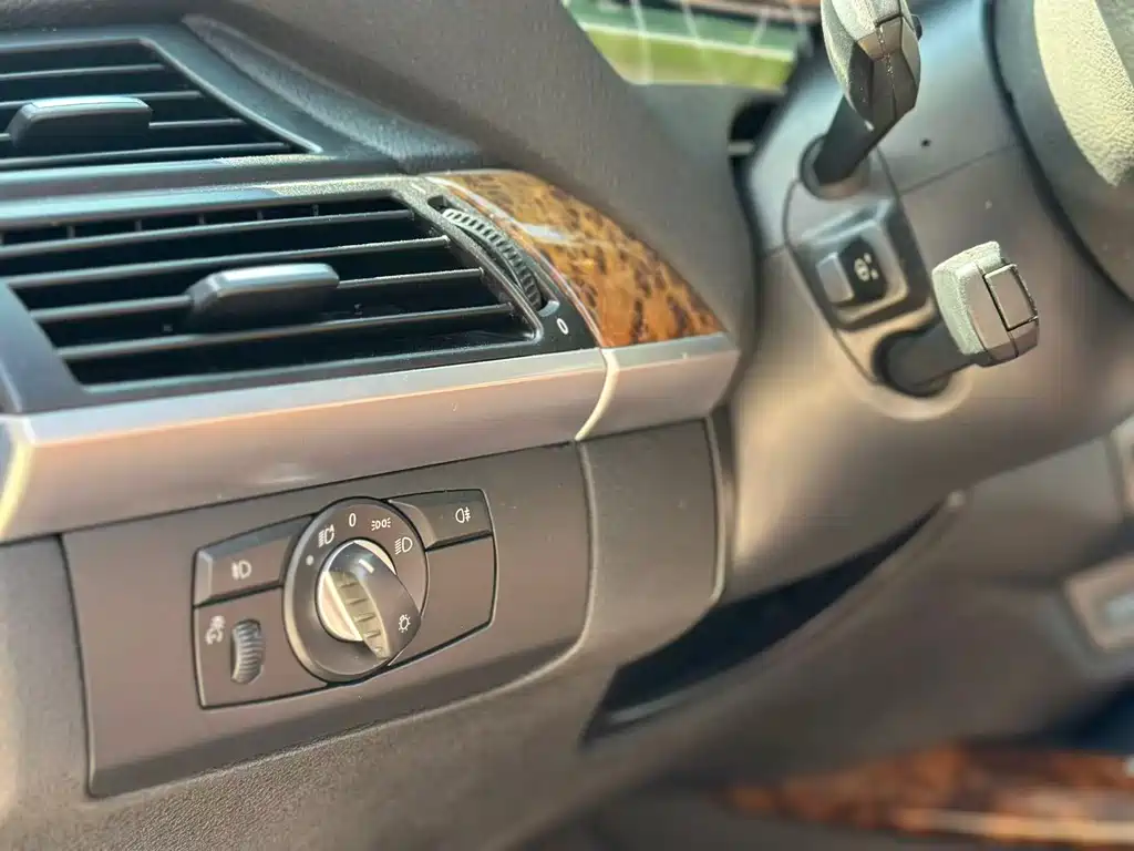 BMW X5 2012 — фото 12