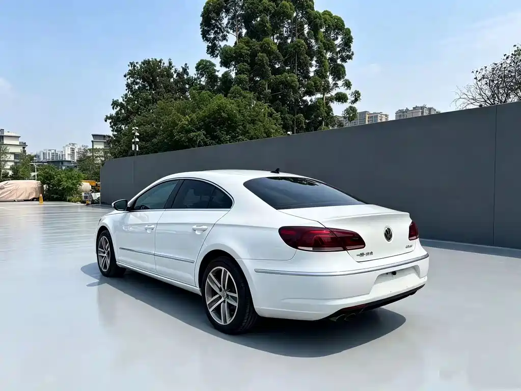 Volkswagen CC 2015 — фото 6