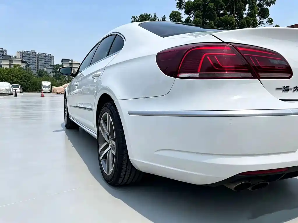 Volkswagen CC 2015 — фото 8