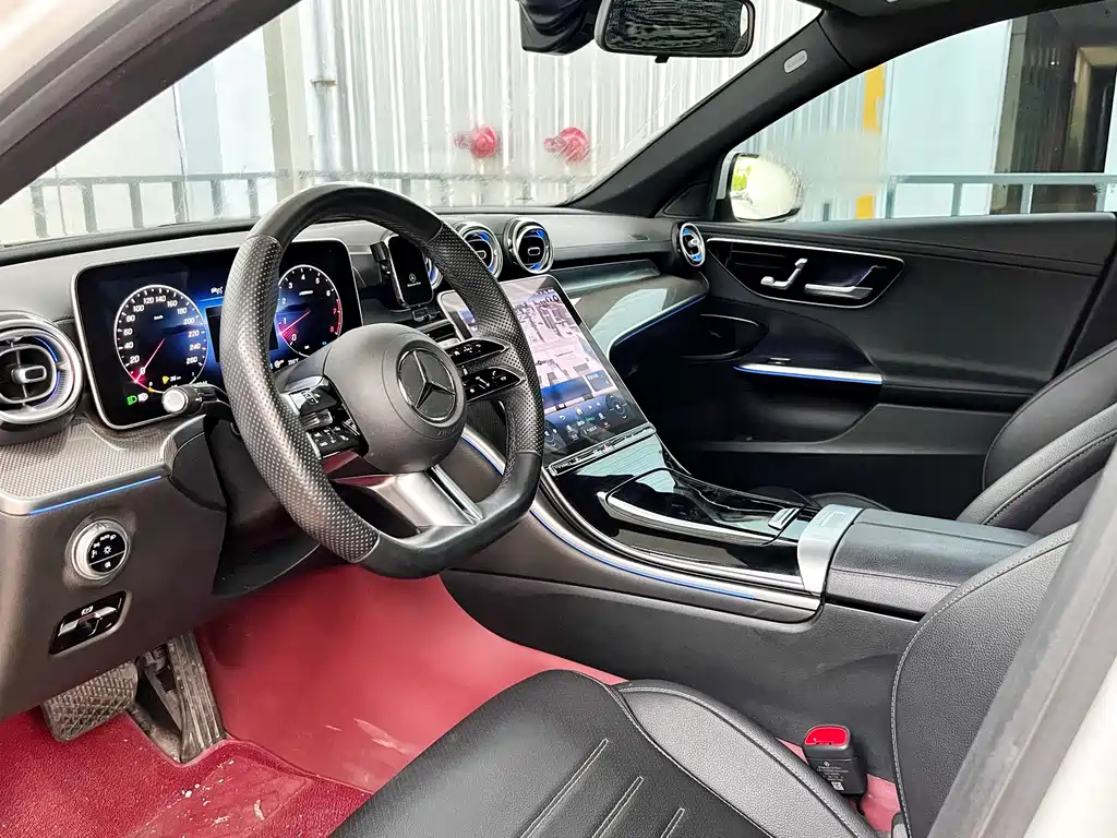 Mercedes-Benz C-Class 2023