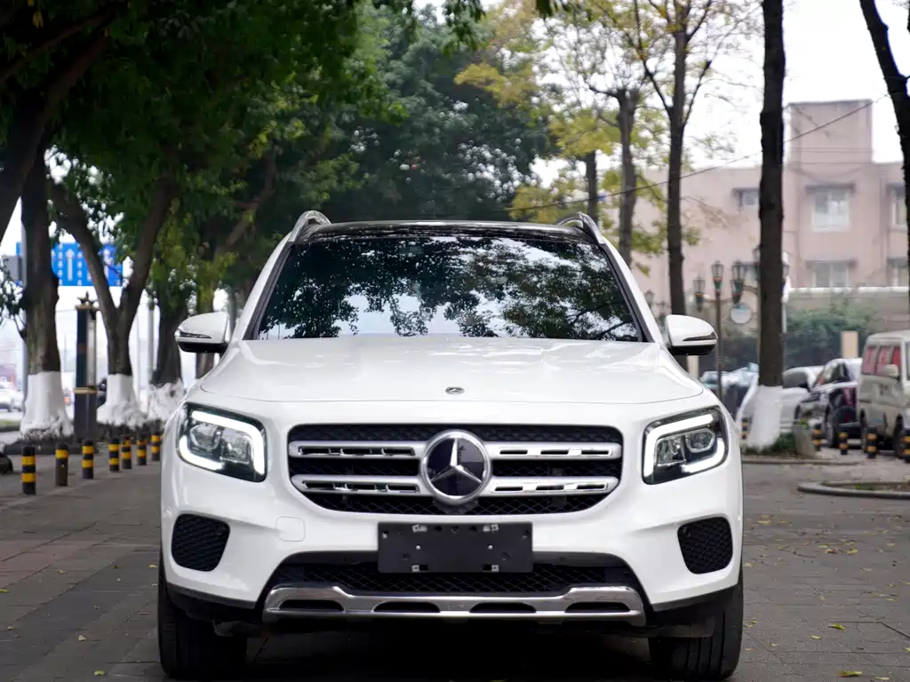 Mercedes-Benz GLB 2021 — фото 1