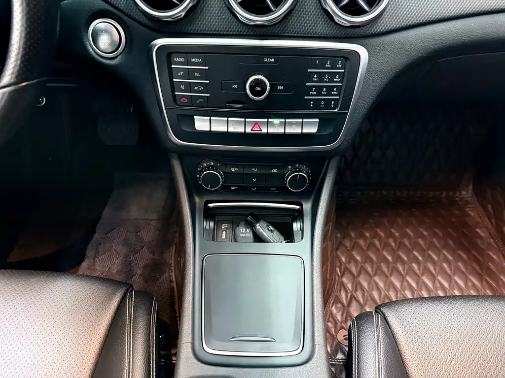 Mercedes-Benz GLA 2019 — фото 16