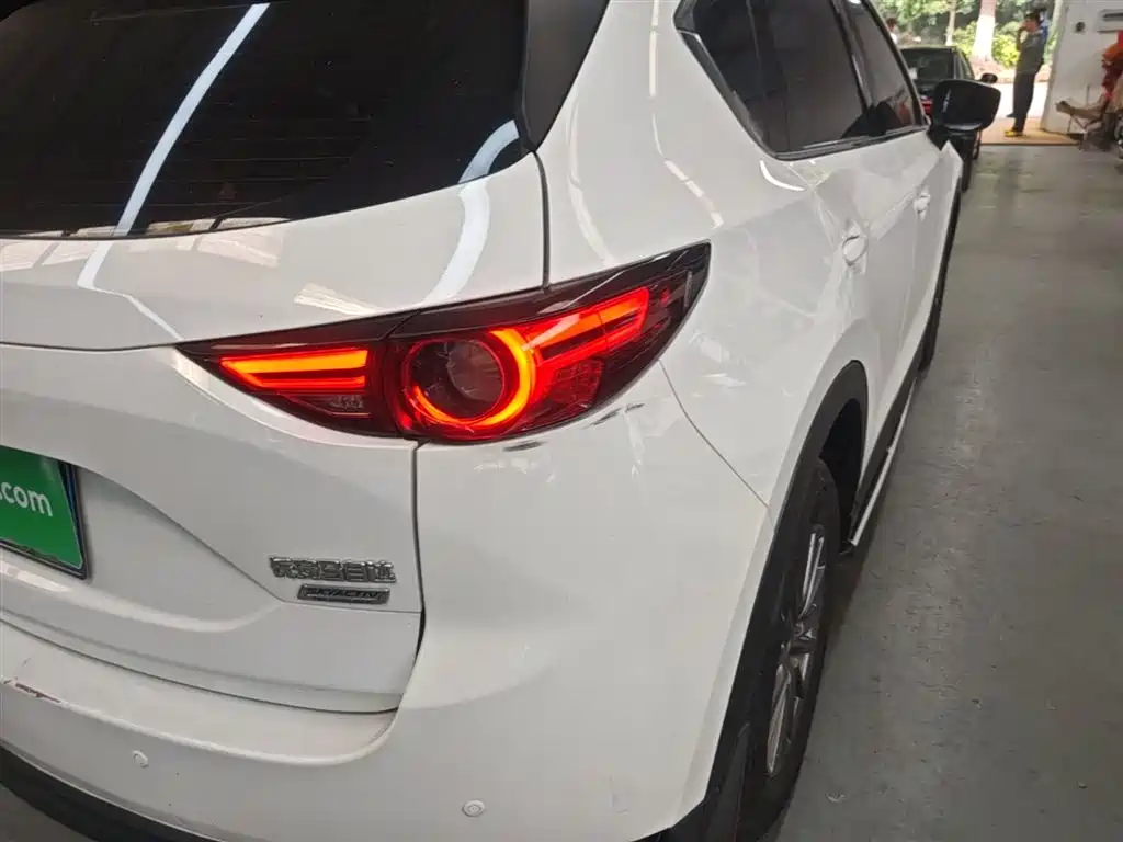 Mazda CX-5 2018 — фото 8