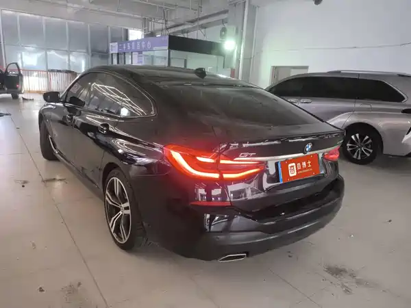 BMW 6 Series GT 2024