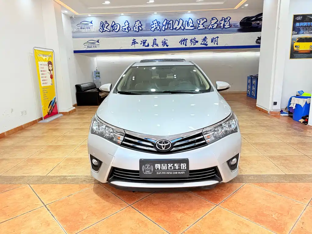 Toyota Corolla 2015 — фото 2