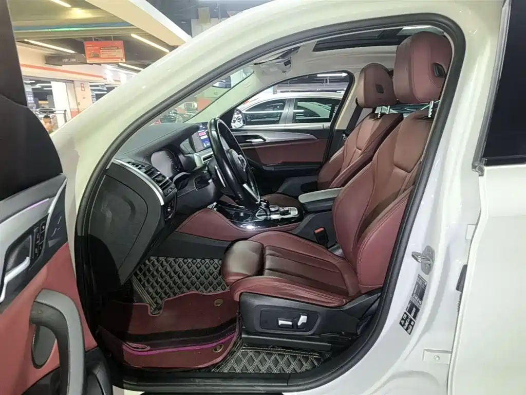 BMW X4 2022 — фото 15