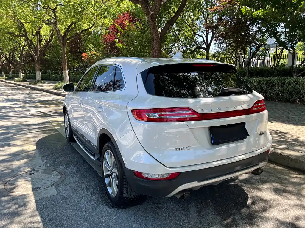 Lincoln MKC 2017