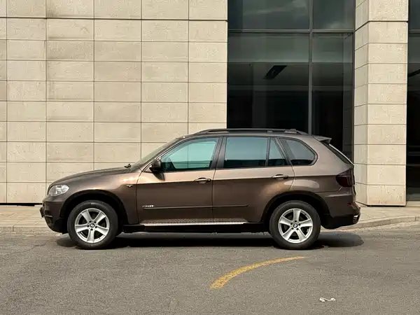 BMW X5 2011