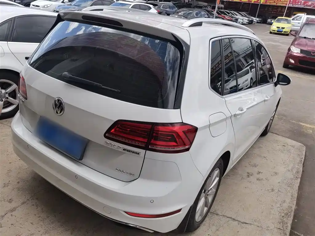 Volkswagen Golf Sportsvan 2020 — фото 12