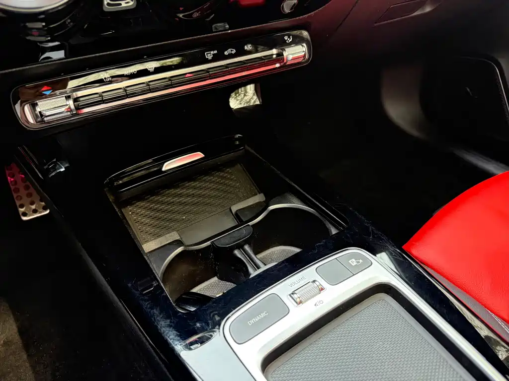 Mercedes-Benz A-Class AMG 2025 — фото 12