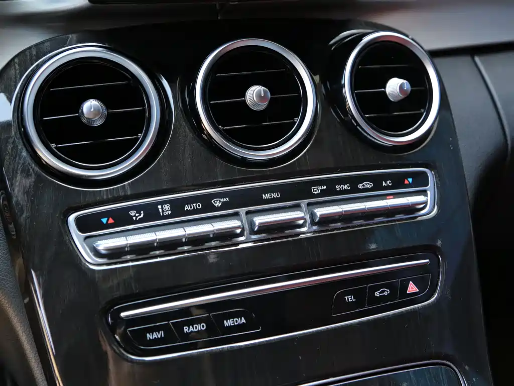 Mercedes-Benz C-Class 2019 — фото 10
