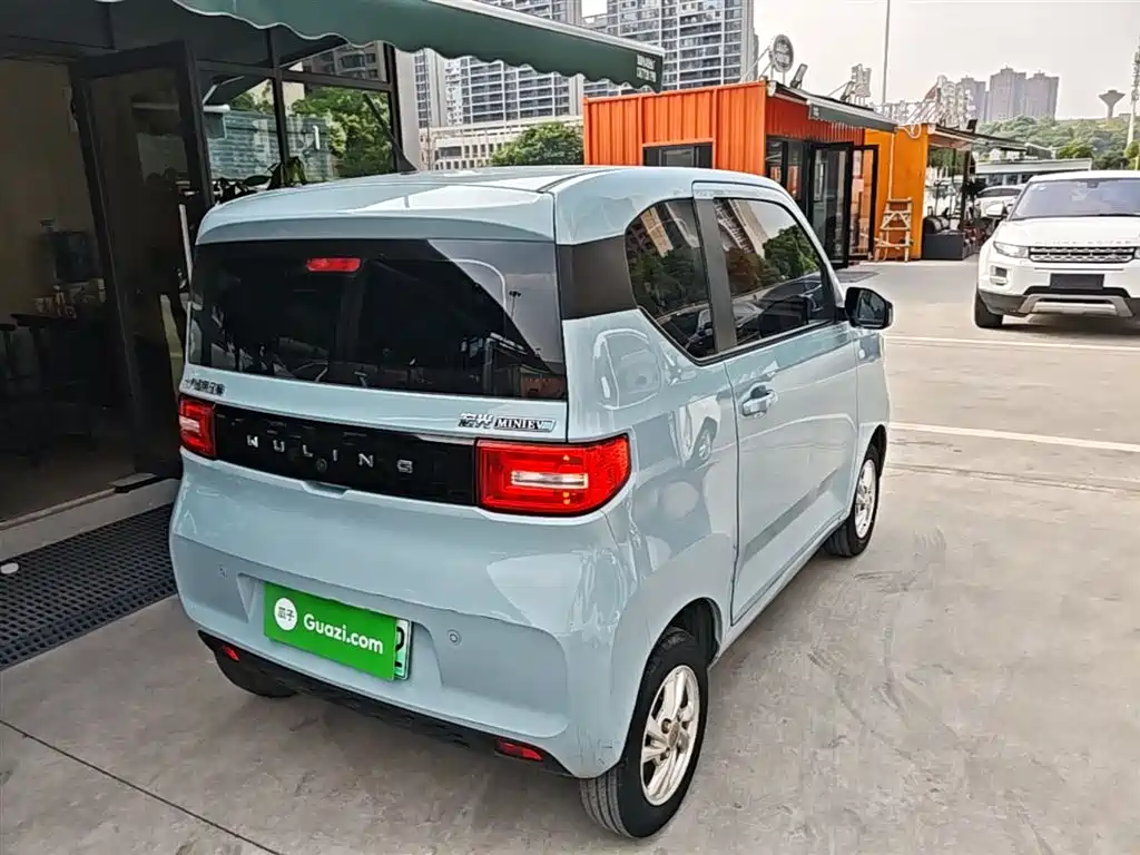 Wuling MINIEV 2020 — фото 7
