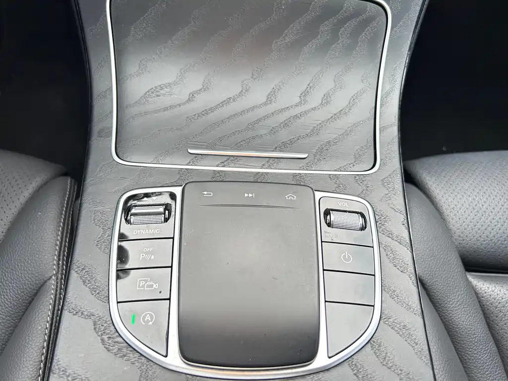 Mercedes-Benz C-Class 2018 — фото 14