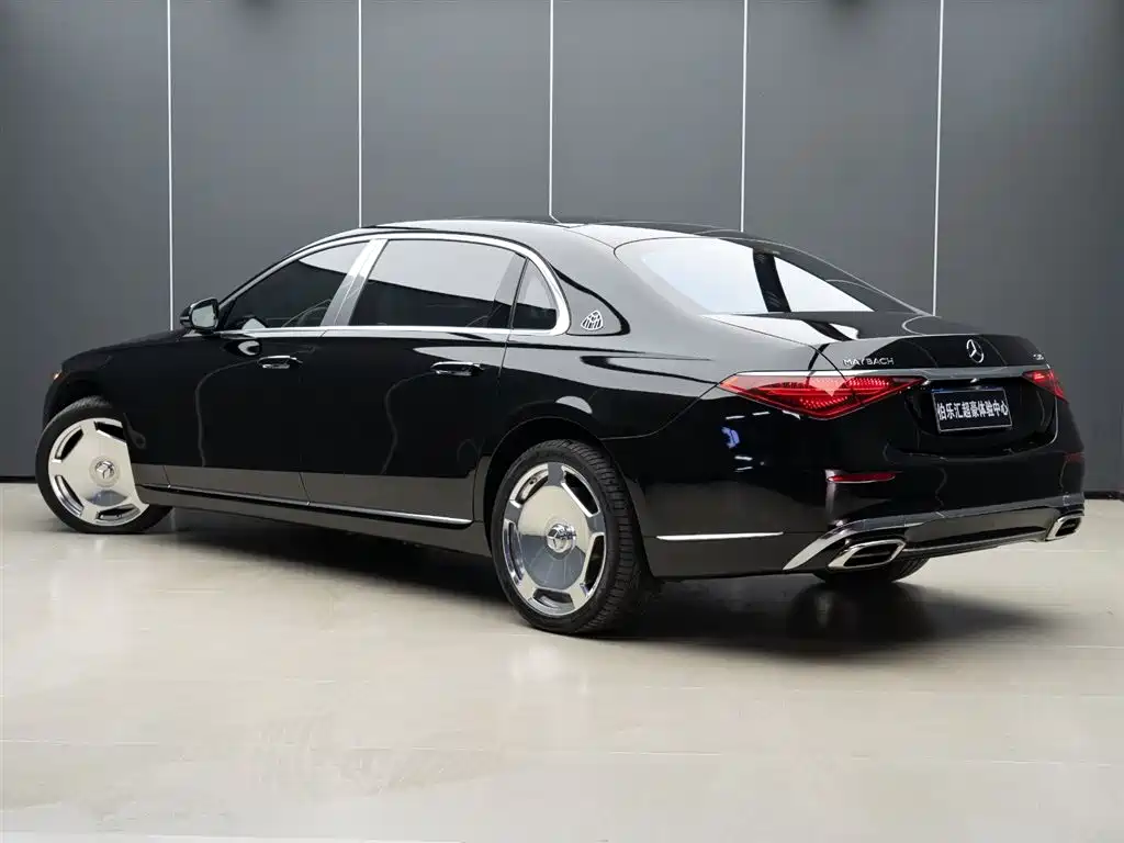 Mercedes-Benz Maybach S-Class 2024