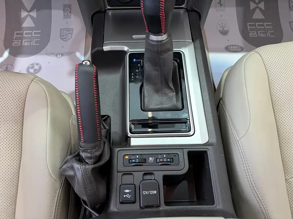 Toyota Prado 2018 — фото 19