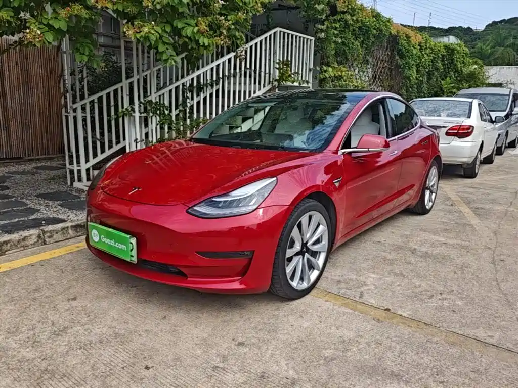 Tesla Model 3 2020 — фото 1