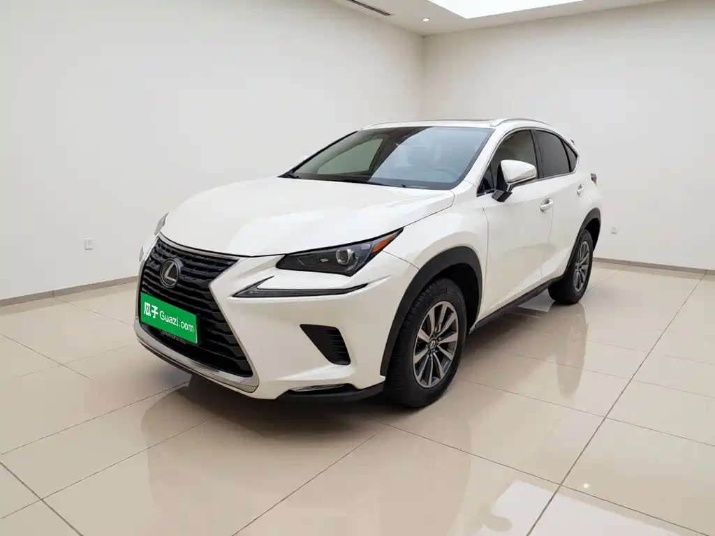Lexus NX 2020